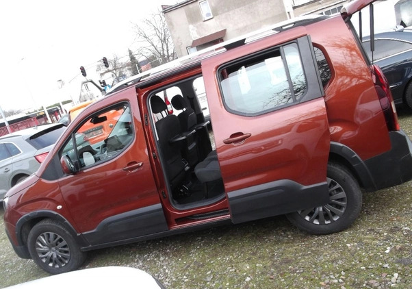 Peugeot Rifter cena 81700 przebieg: 94900, rok produkcji 2020 z Młynary małe 781